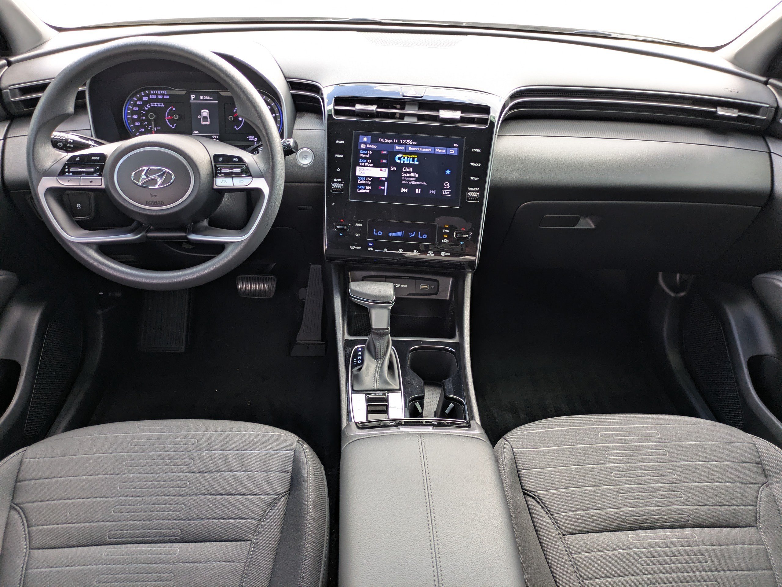 2024 Hyundai Santa Cruz SEL - Photo 13