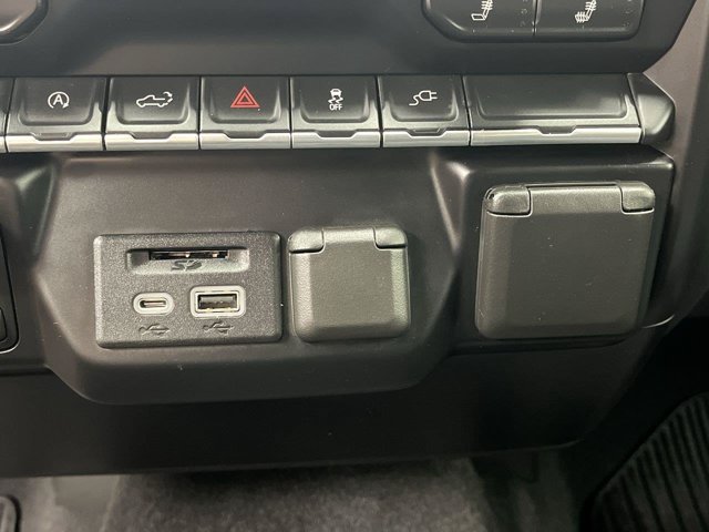 Used 2020 Summit White GMC SLE image 24