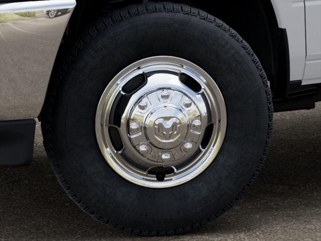 New 2026 Bright White Clear-Coat Exterior Paint RAM TRADESMAN image 47