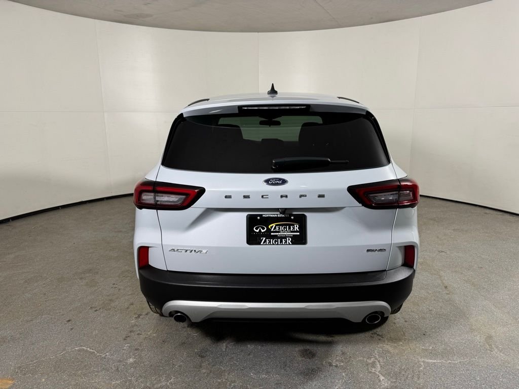 Used 2025 Space Silver Metallic Ford Active image 6