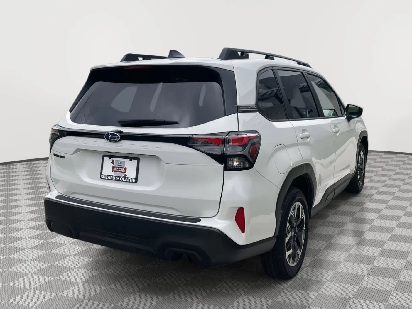 Certified Used 2025 Crystal White Pearl Subaru Premium image 27