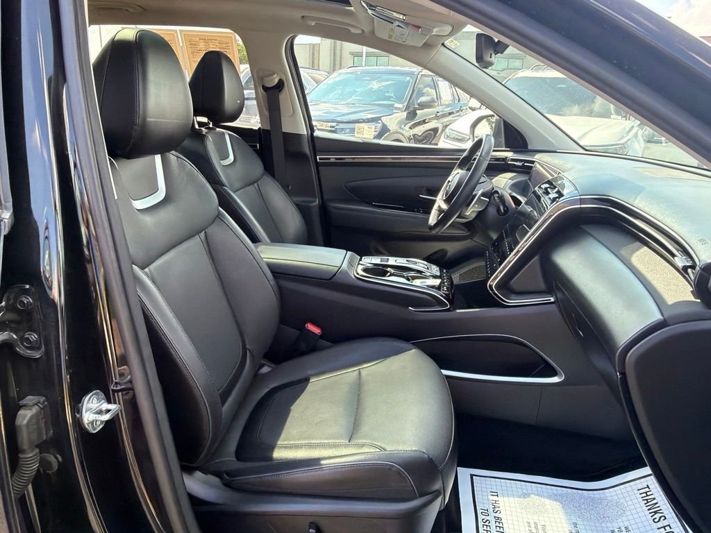Used 2024 Black Hyundai Limited image 18