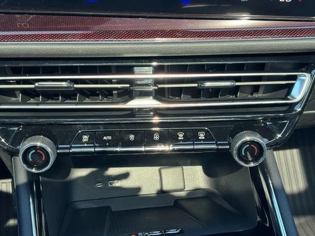 2026 Chevrolet Traverse Z71 - Photo 19