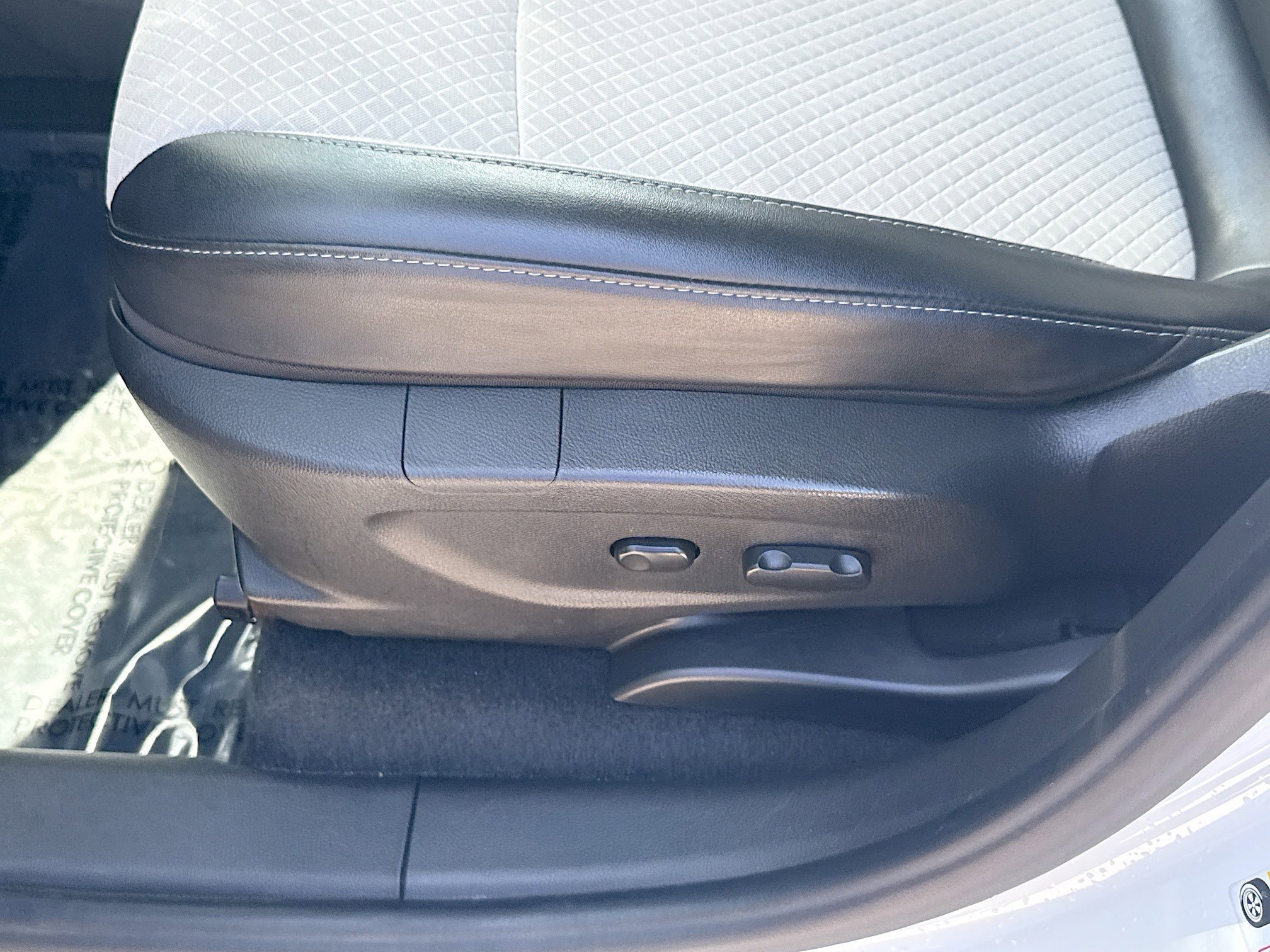 2019 Buick Encore Preferred - Photo 17