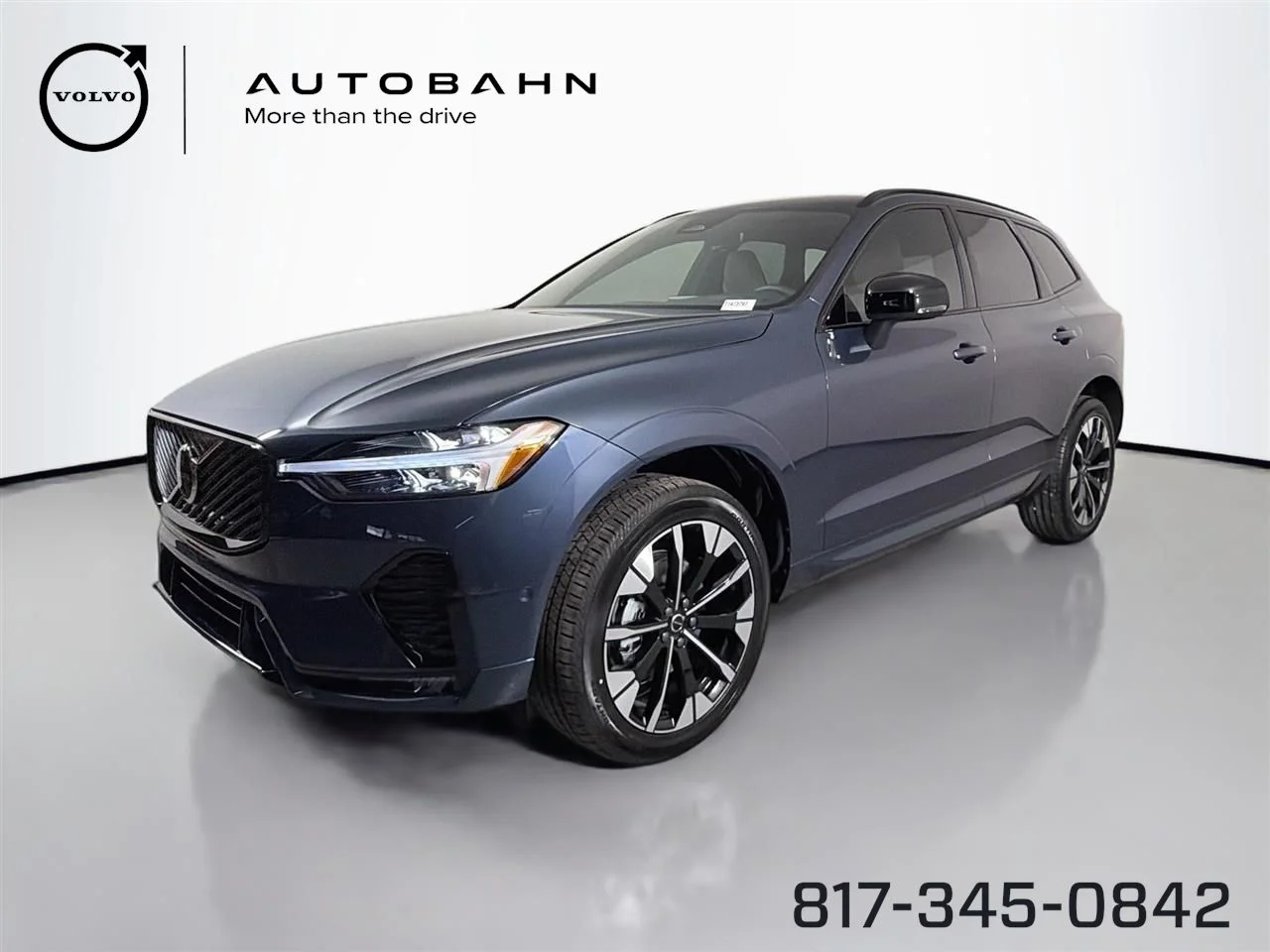 2026 Volvo XC60 B5 Plus Dark AWD's photo