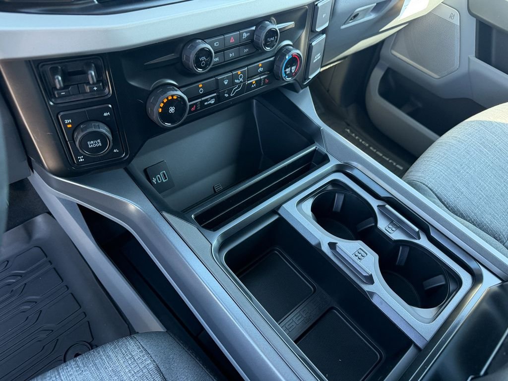 New 2026 Avalanche Ford F-250® XLT image 25