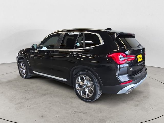 Used 2023 Black BMW xDrive30i image 7