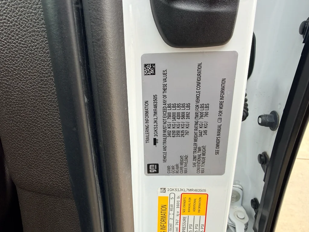 Used 2021 Summit White GMC Denali image 33