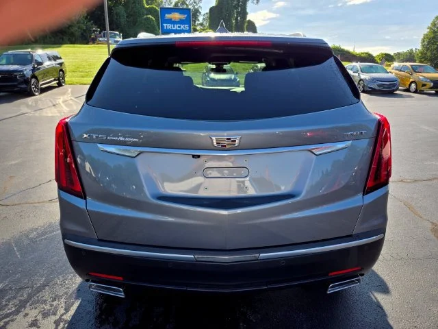 Used 2021 SATIN STEEL METALLIC Cadillac FWD Luxury image 7