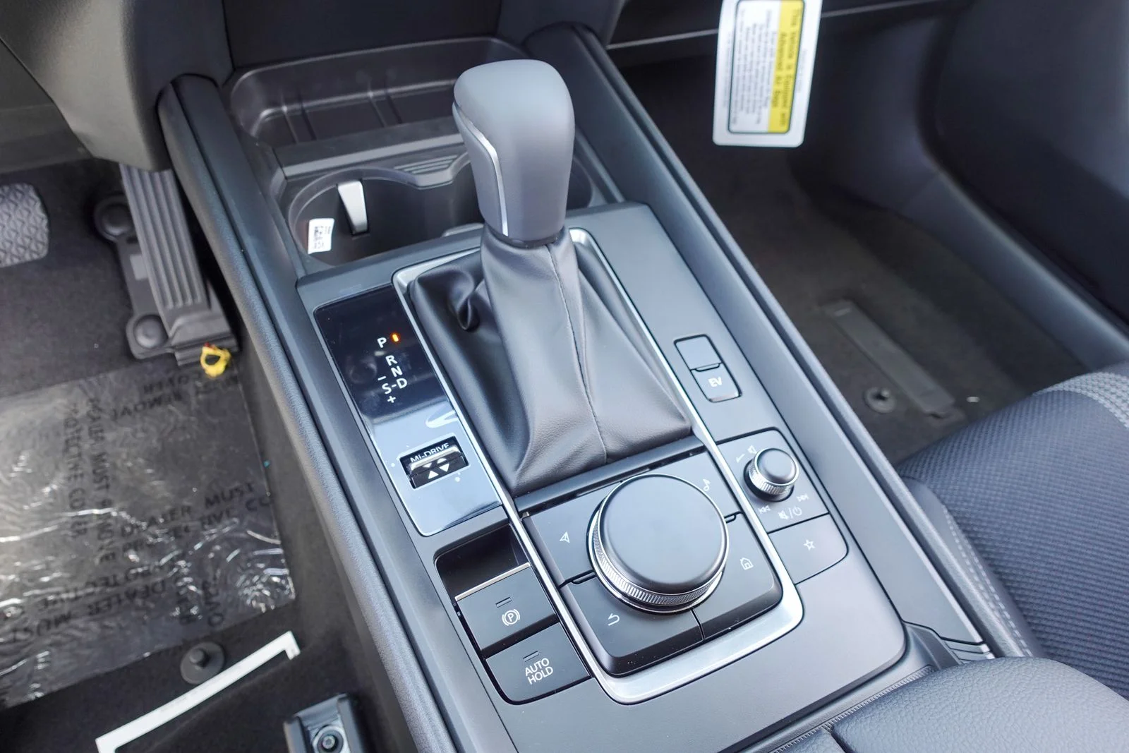 New 2026 Machine Gray Metallic Mazda Preferred image 22