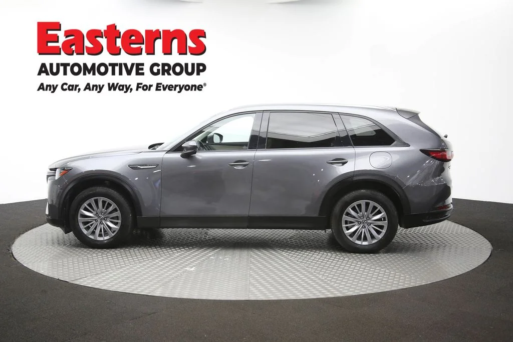 Used 2024 Gray Mazda Preferred image 68