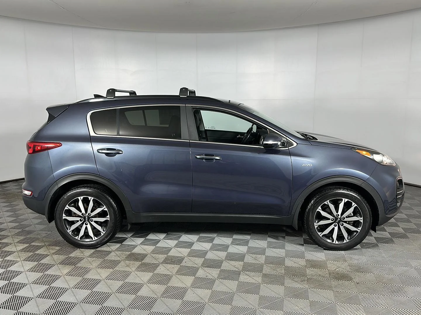 Used 2019 Pacific Blue Kia EX image 15