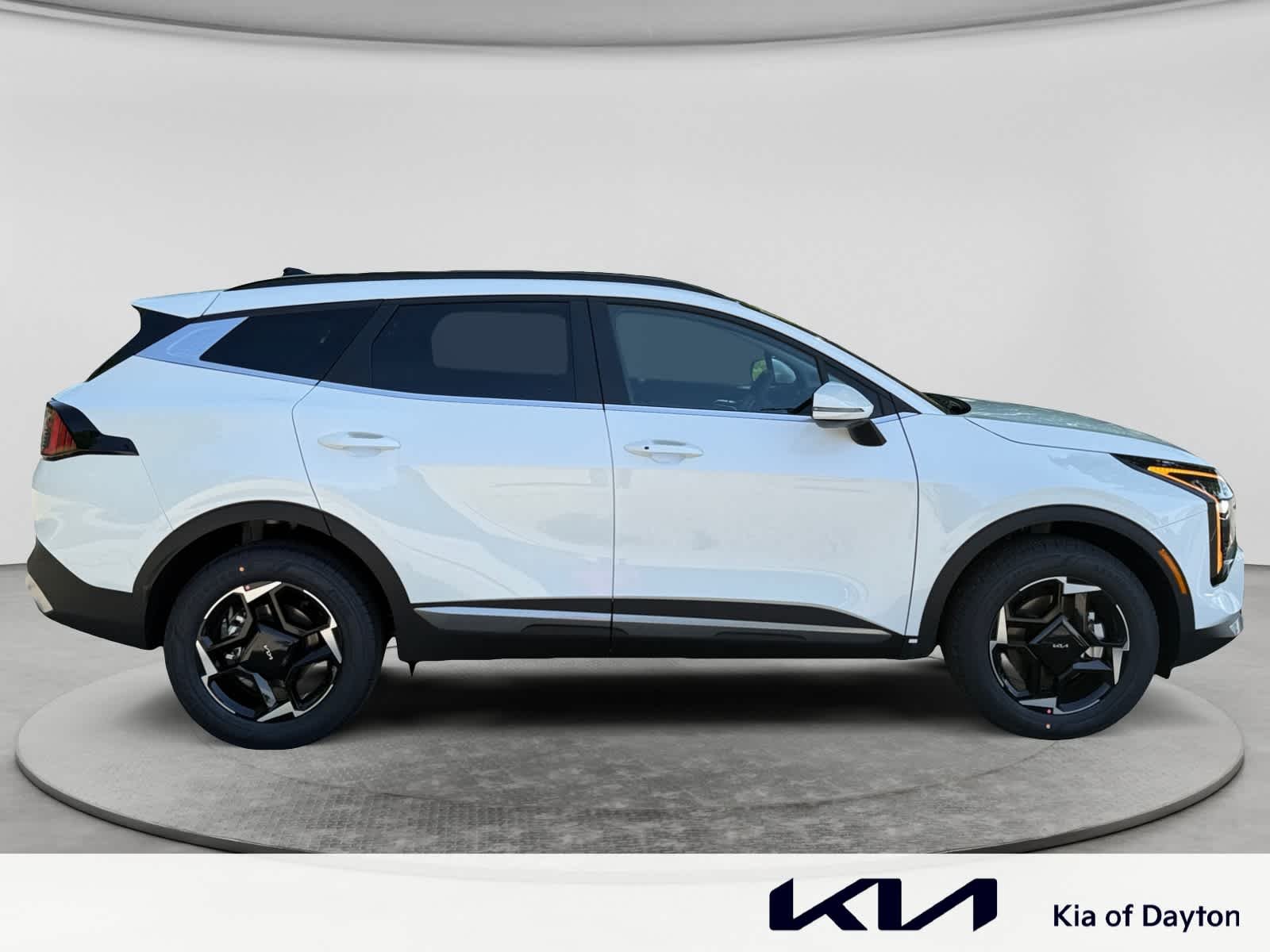 New 2026 Snow White Pearl Kia EX image 4