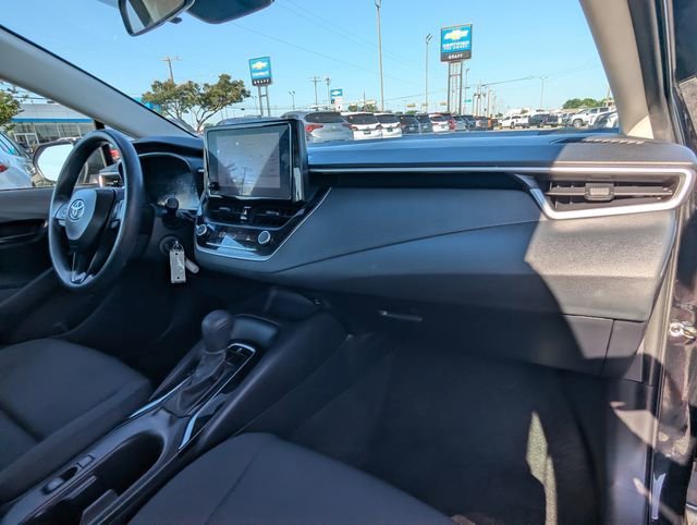 Used 2024  Toyota LE image 22