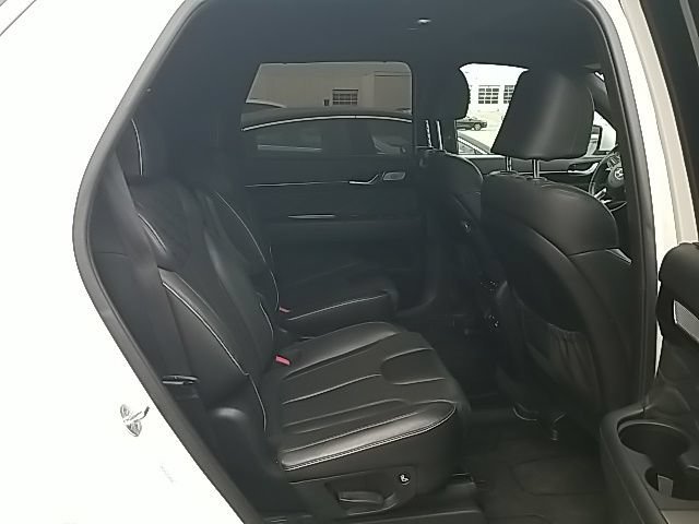 Used 2021 White Hyundai Calligraphy image 32
