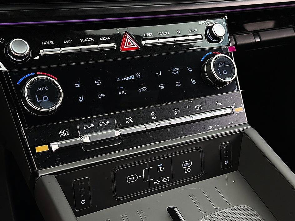 New 2027 Phantom Black Hyundai Calligraphy AWD image 28