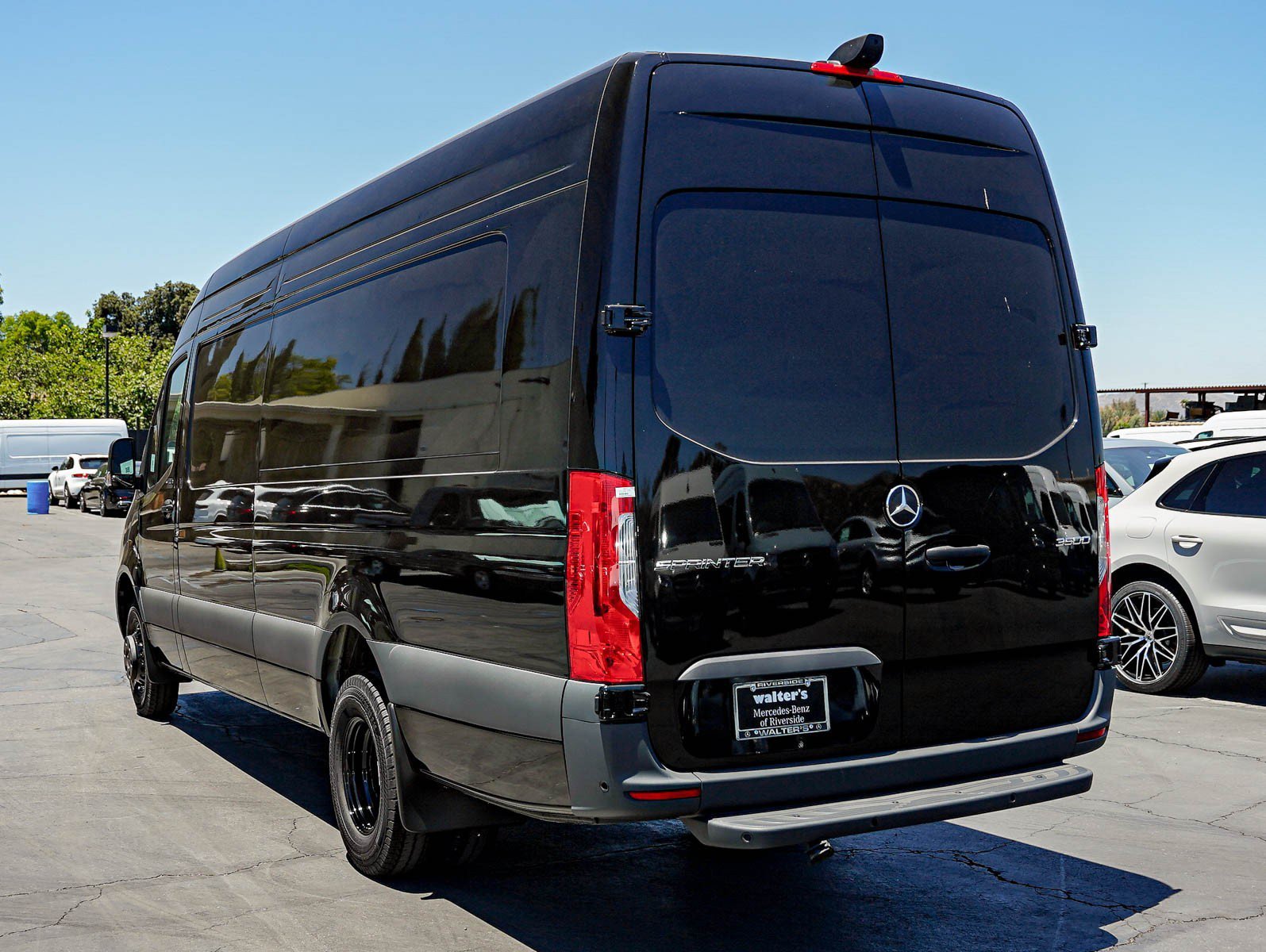 New 2026 Jet Black Mercedes-Benz 3500 High Roof I4 Diesel HO 170 Extended RWD image 4