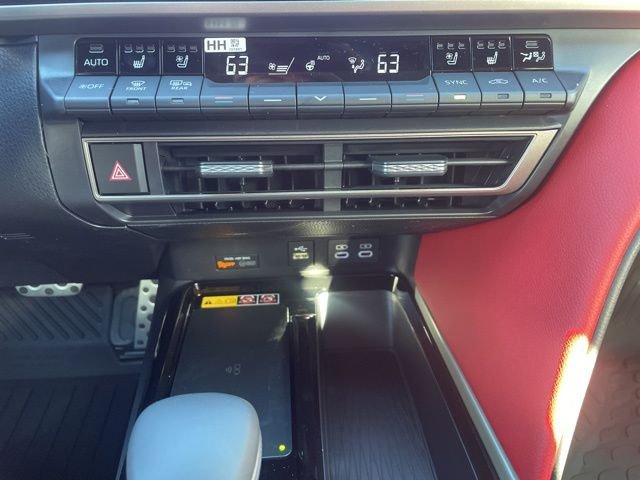 2026 Toyota Camry XSE - Photo 28