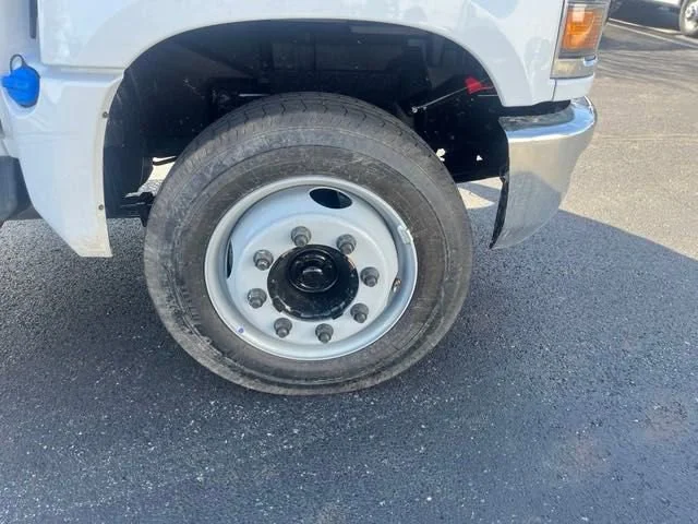 New 2024 Summit White Chevrolet Work Truck image 10