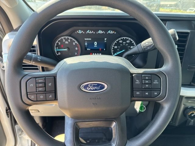 New 2026 Oxford White Ford XL image 12