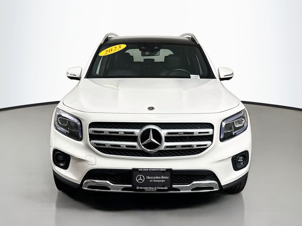 Used 2023 White Mercedes-Benz GLB 250 image 2