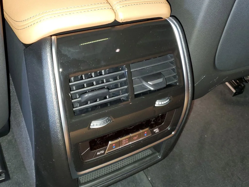 Used 2026 Gray BMW sDrive40i image 12