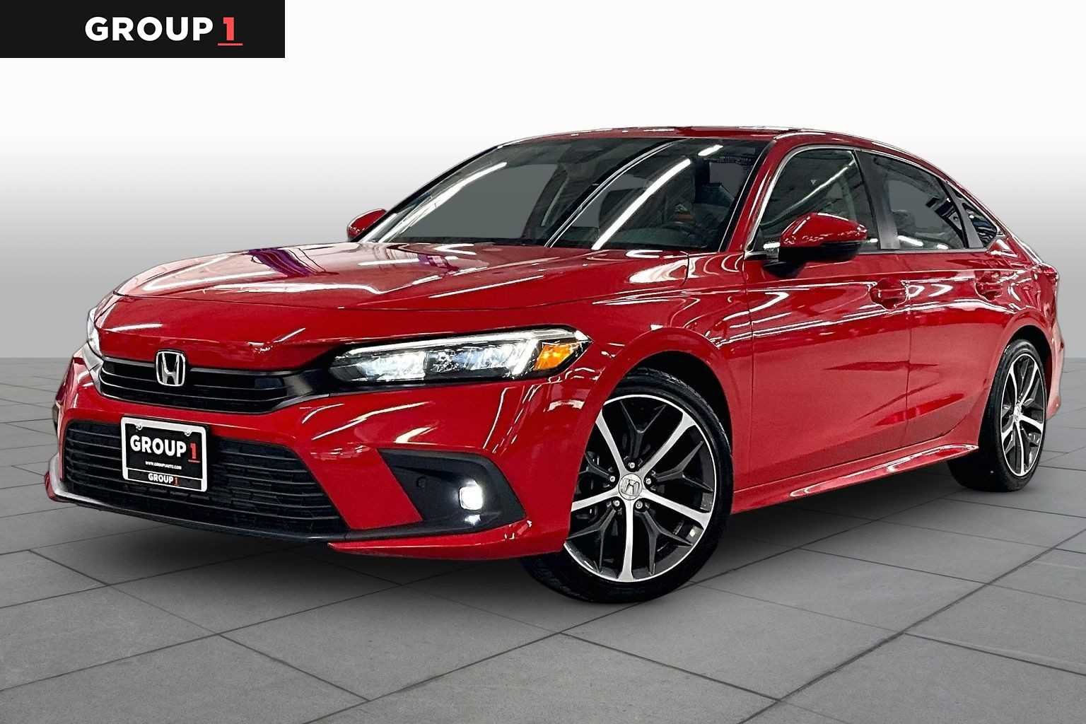 2023 Honda Civic Touring CVT's photo