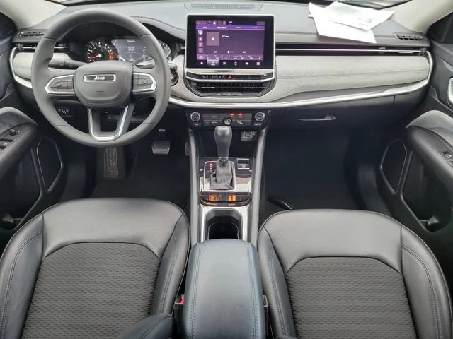 2022 Jeep Compass Latitude - Photo 14