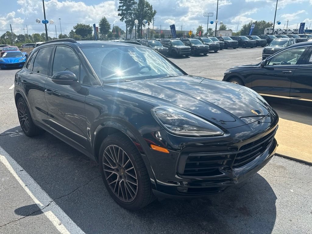 Used 2020  Porsche Base image 2