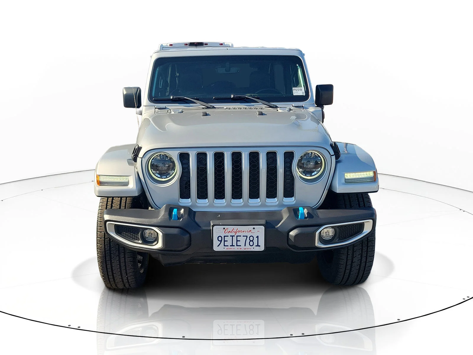 Certified Used 2023 Silver Jeep Sahara 4xe image 9