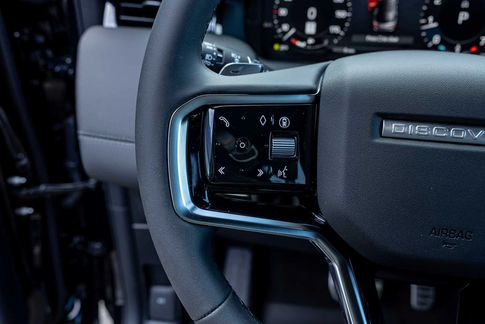 2026 Land Rover Discovery Sport Landmark - Photo 15