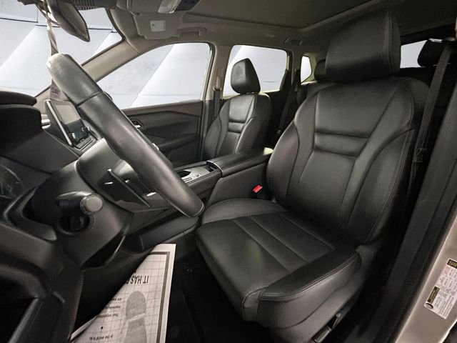 Used 2023 Gold Nissan SL image 8