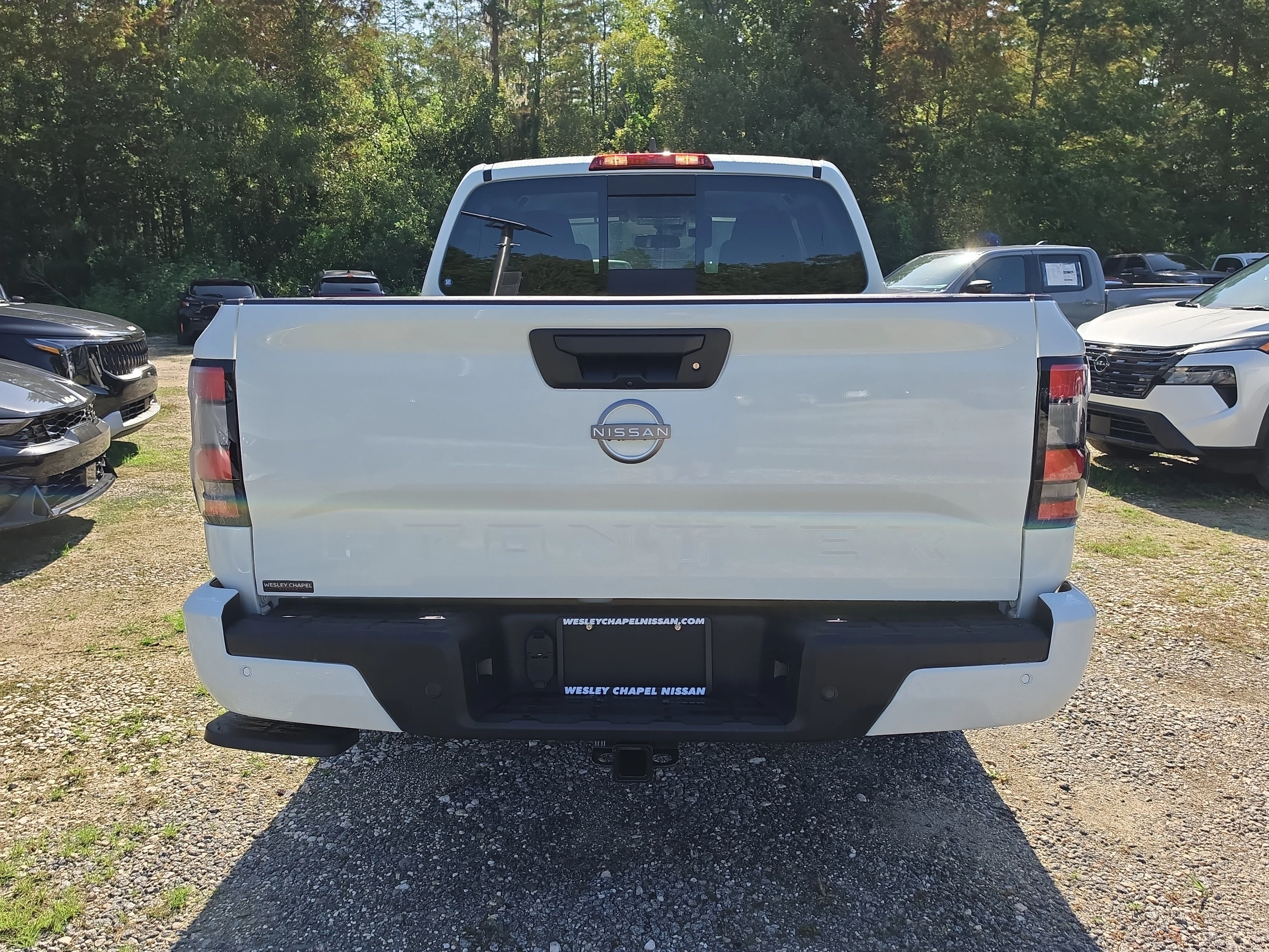 New 2026 Glacier White Nissan Crew Cab SV image 7