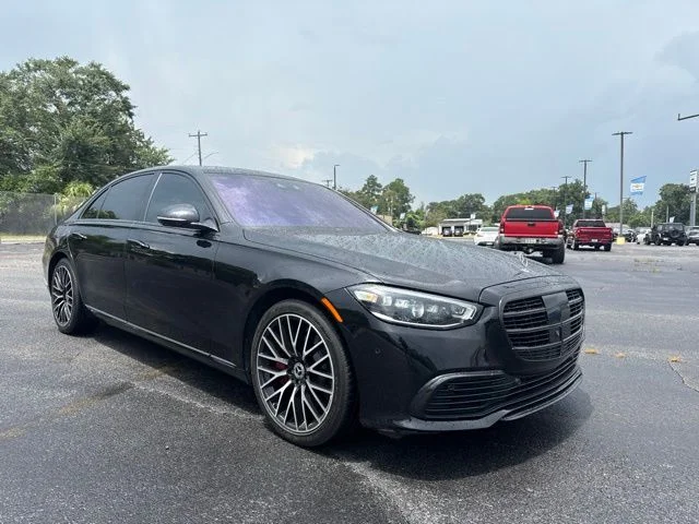 Used 2021 Black Mercedes-Benz S 580 image 3