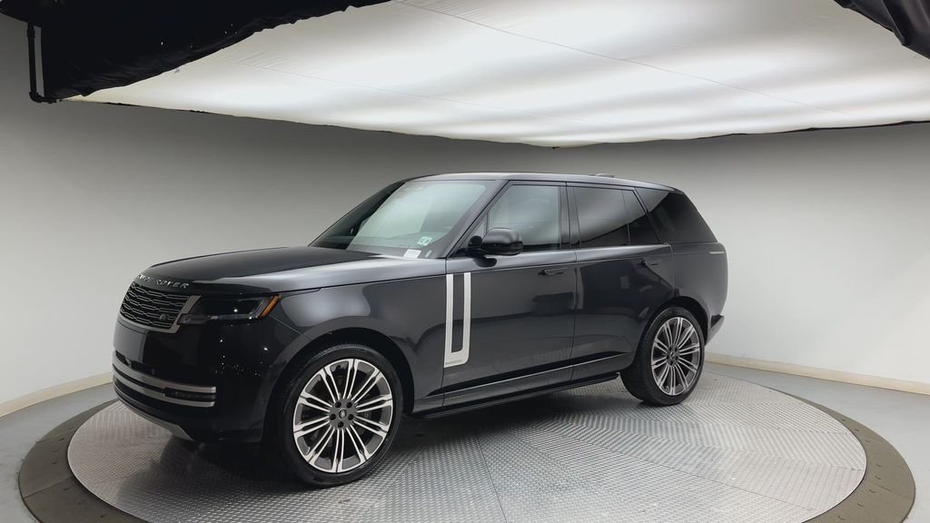 Used 2025 Carpathian Gray Premium Metallic Land Rover Autobiography image 6