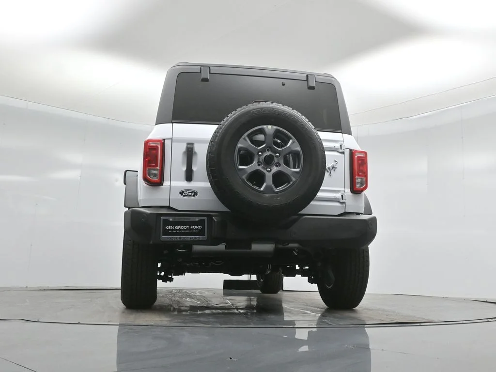 New 2026 Oxford White Ford Big Bend image 46