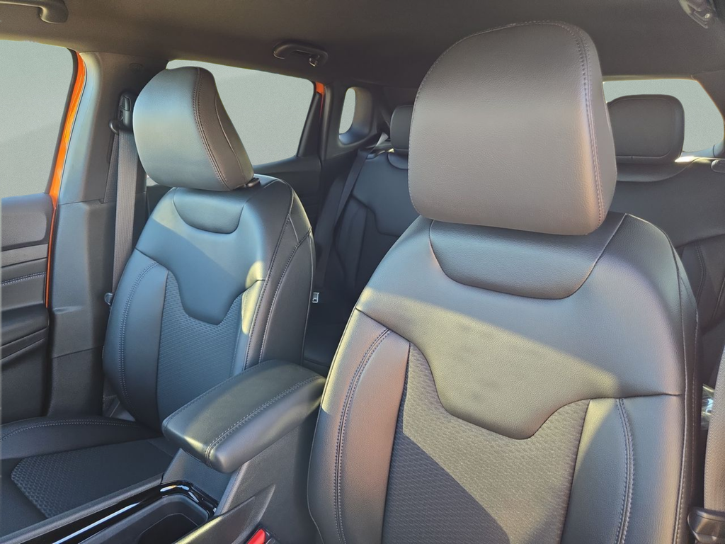 New 2026 Joose Exterior Paint Jeep Latitude image 23