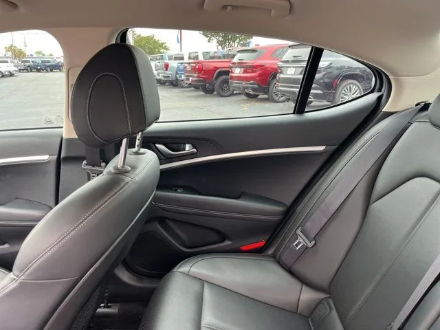 Used 2023 Silver Genesis 2.0T image 13