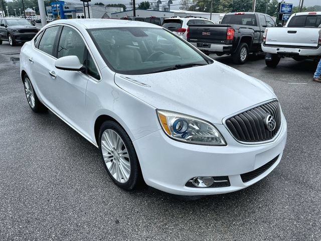 Used 2013 SUMMIT WHITE Buick BASE image 10