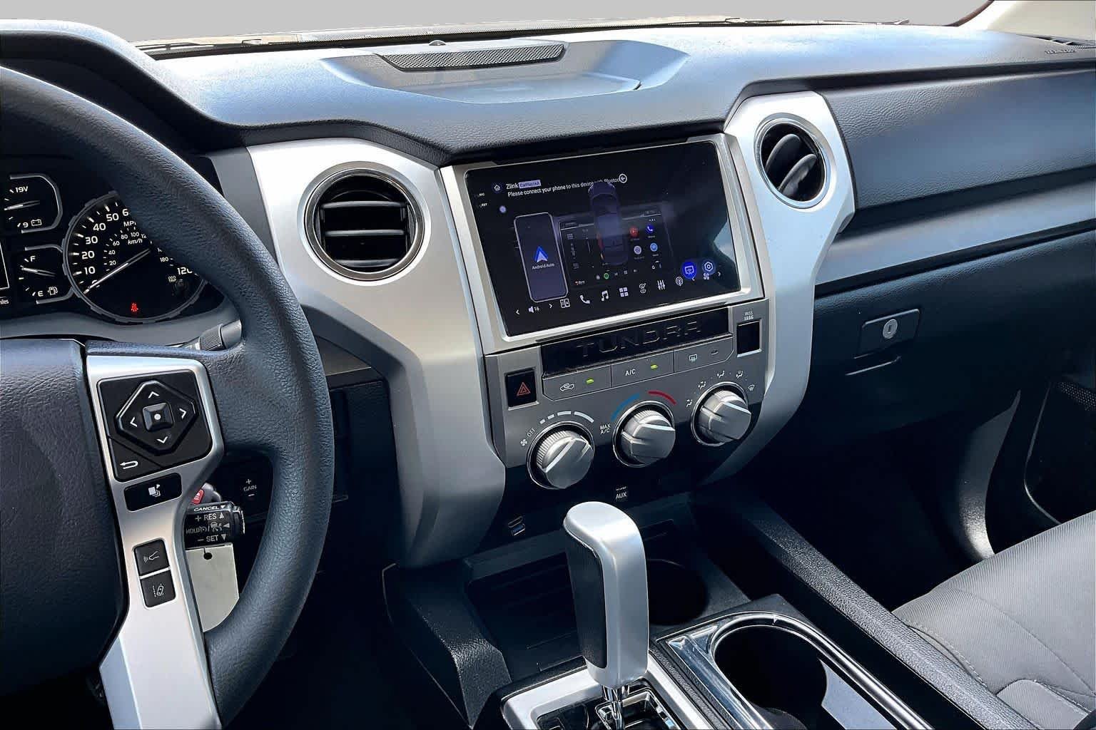 Used 2018 Magnetic Gray Metallic Toyota SR5 image 7