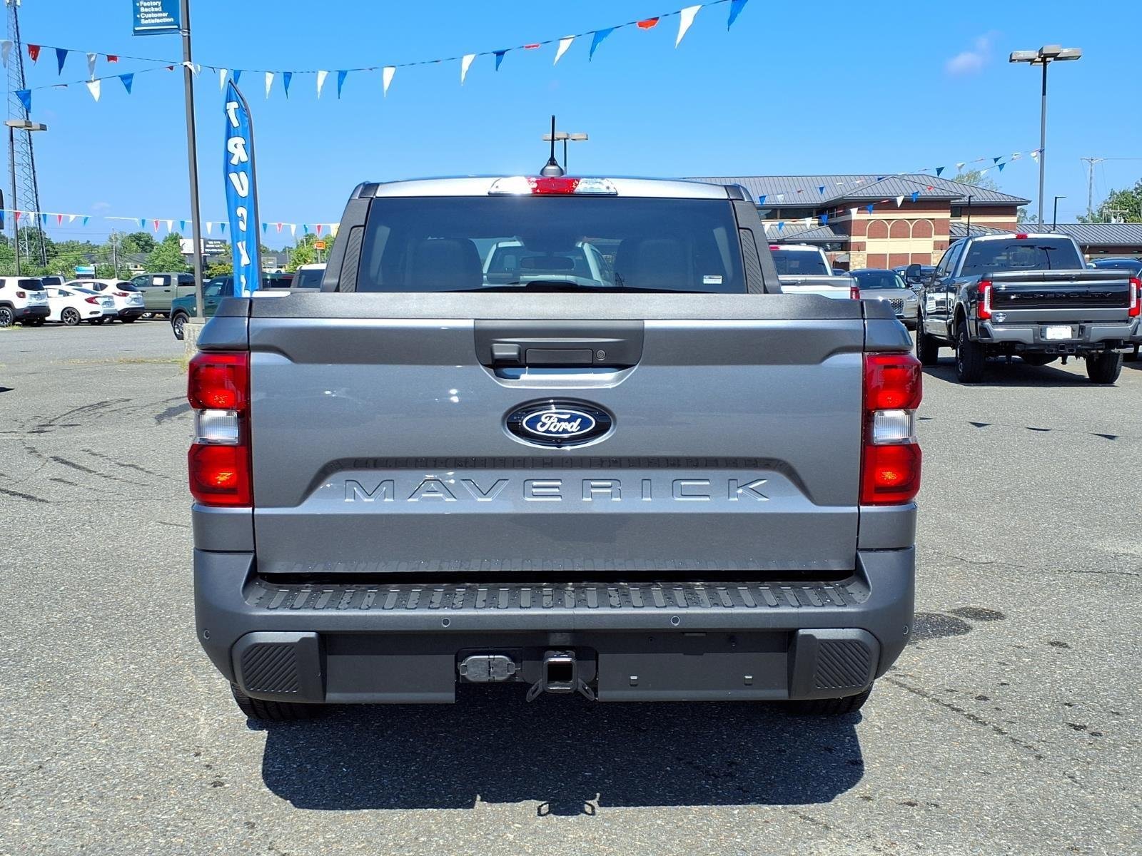 New 2026 Oxford White Ford XL image 9
