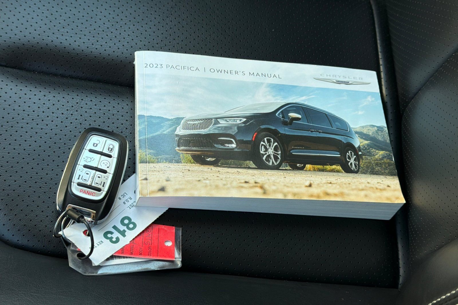 Used 2023 Silver Chrysler Touring L image 11