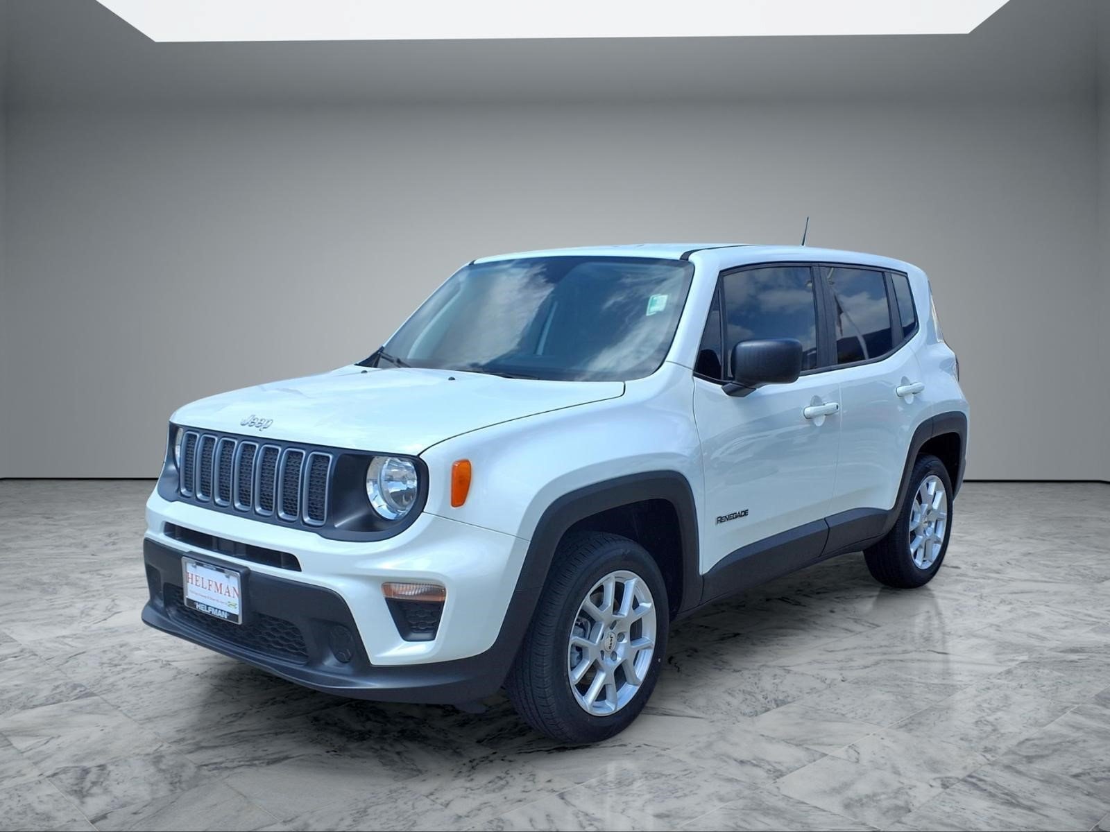 Used 2023 Alpine White Clearcoat Jeep Latitude image 3
