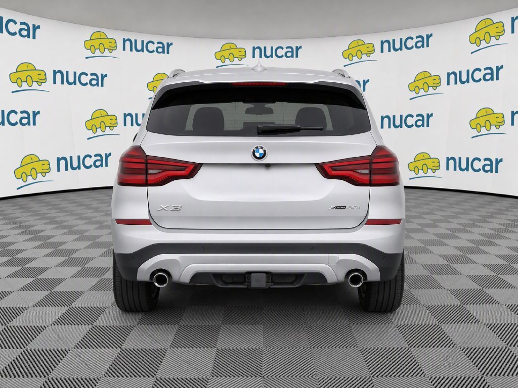 Used 2021 Silver BMW xDrive30i image 7