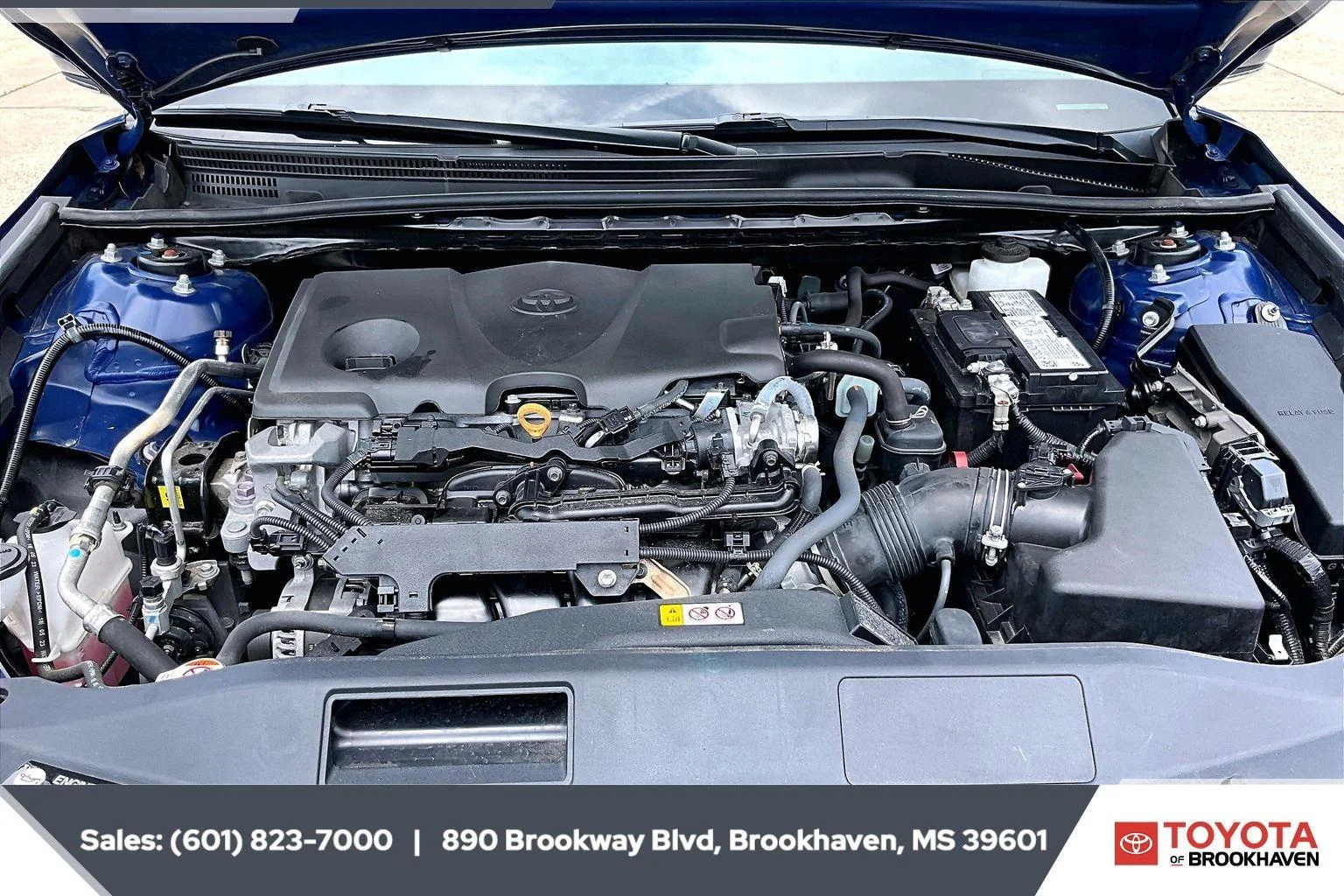 Used 2024 Reservoir Blue Toyota SE image 8