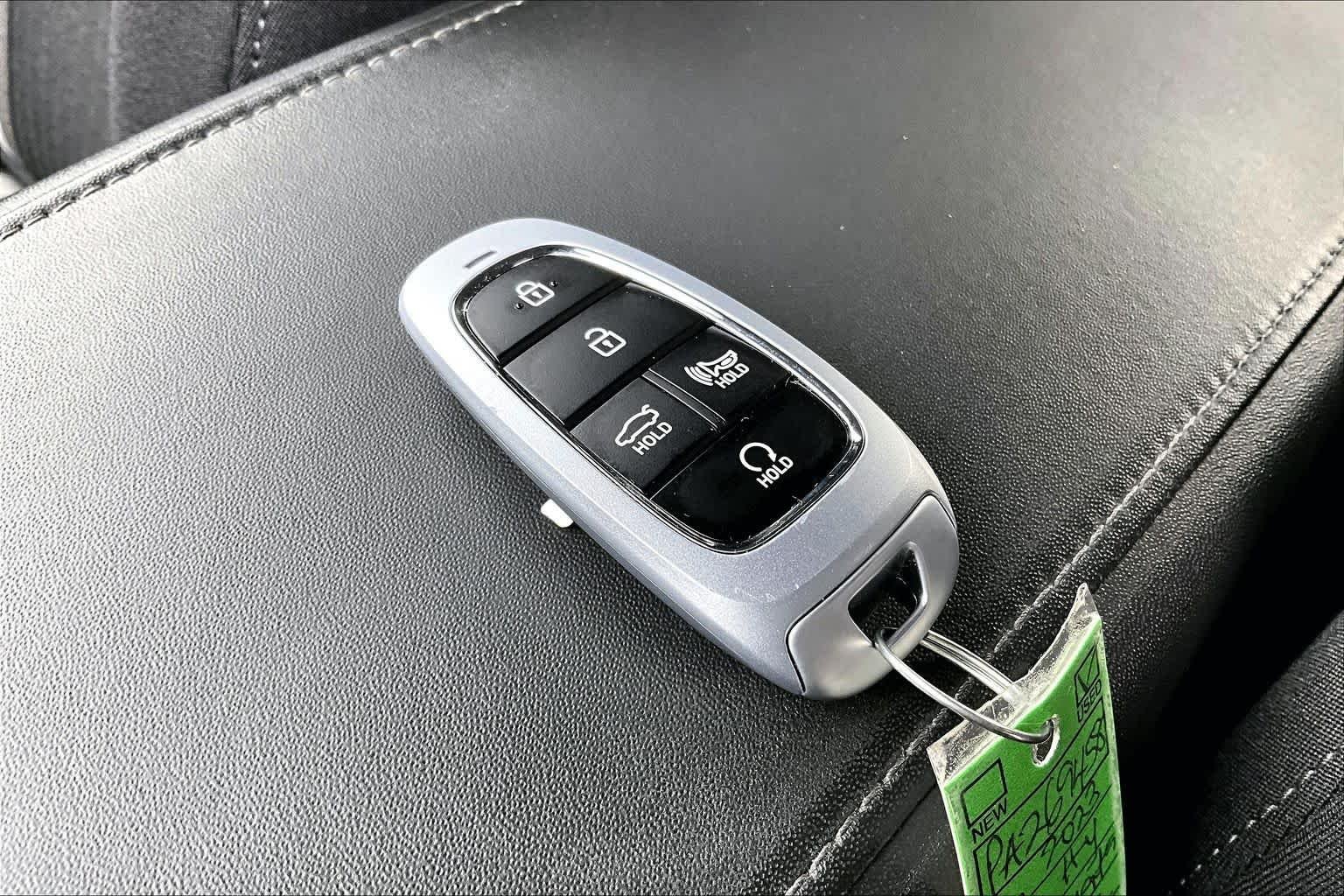 Used 2023 Onyx Black Hyundai SEL image 15