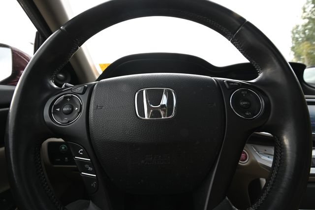 Used 2014  Honda EX-L image 14