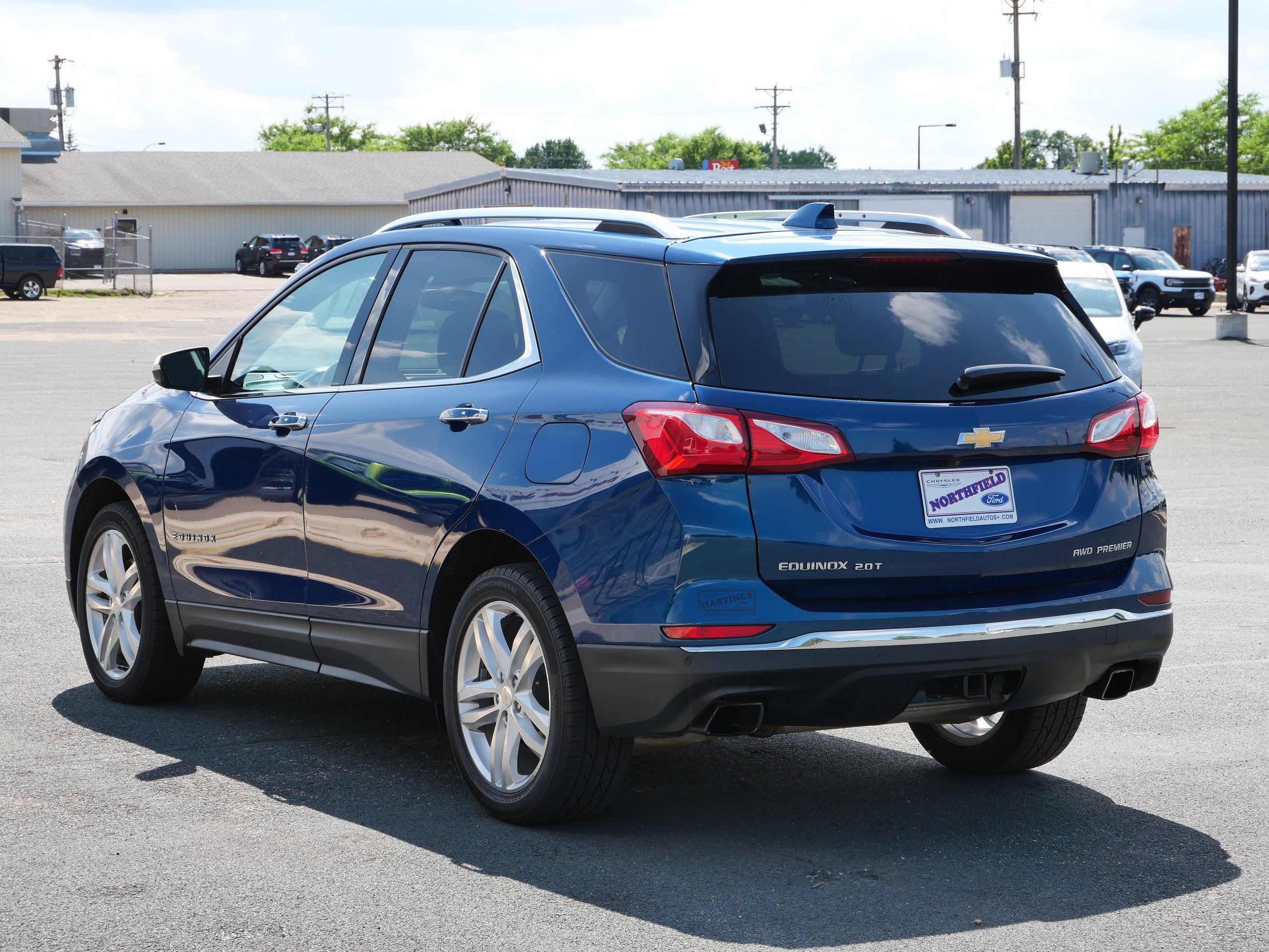 Used 2019 Pacific Blue Metallic Chevrolet Premier image 6