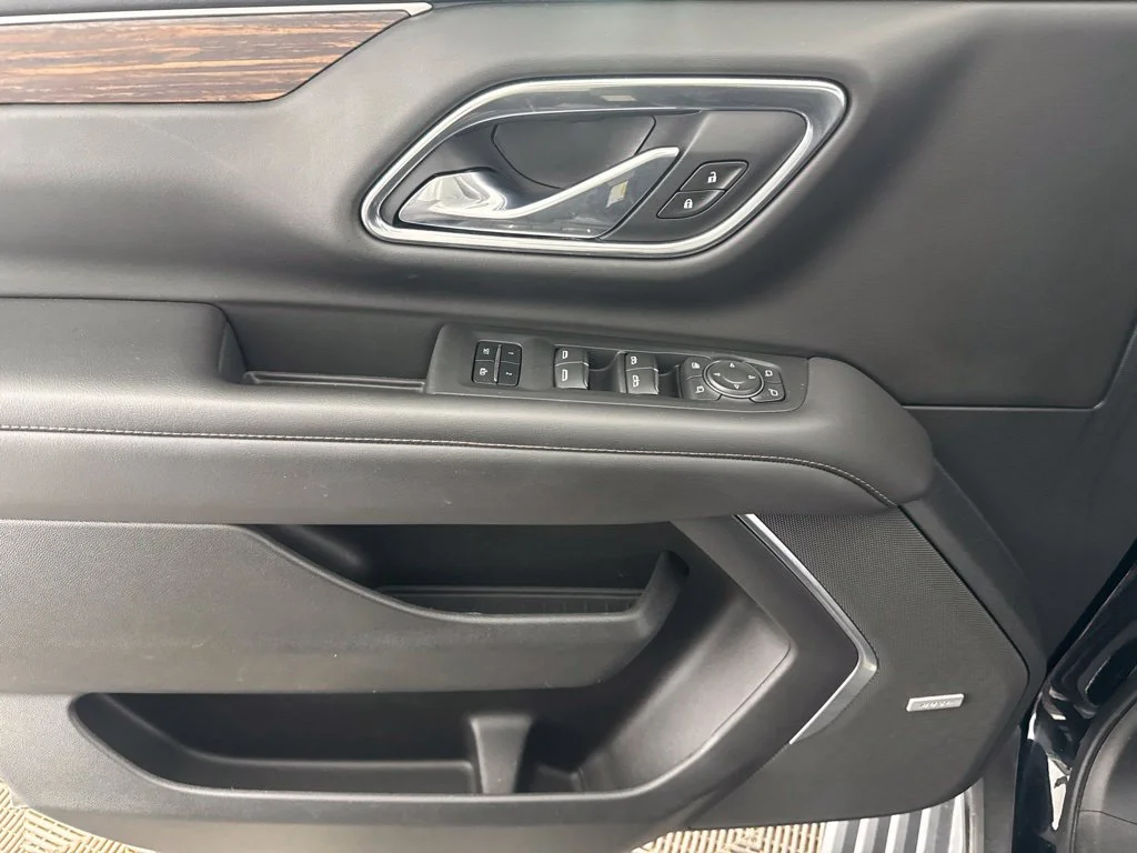 Used 2021 Black Chevrolet High Country image 30
