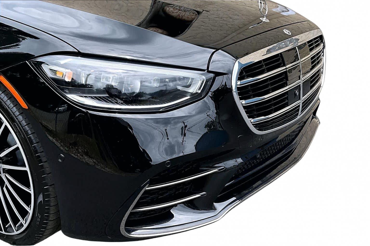 Used 2023 Obsidian Black Mercedes-Benz S 580 image 30